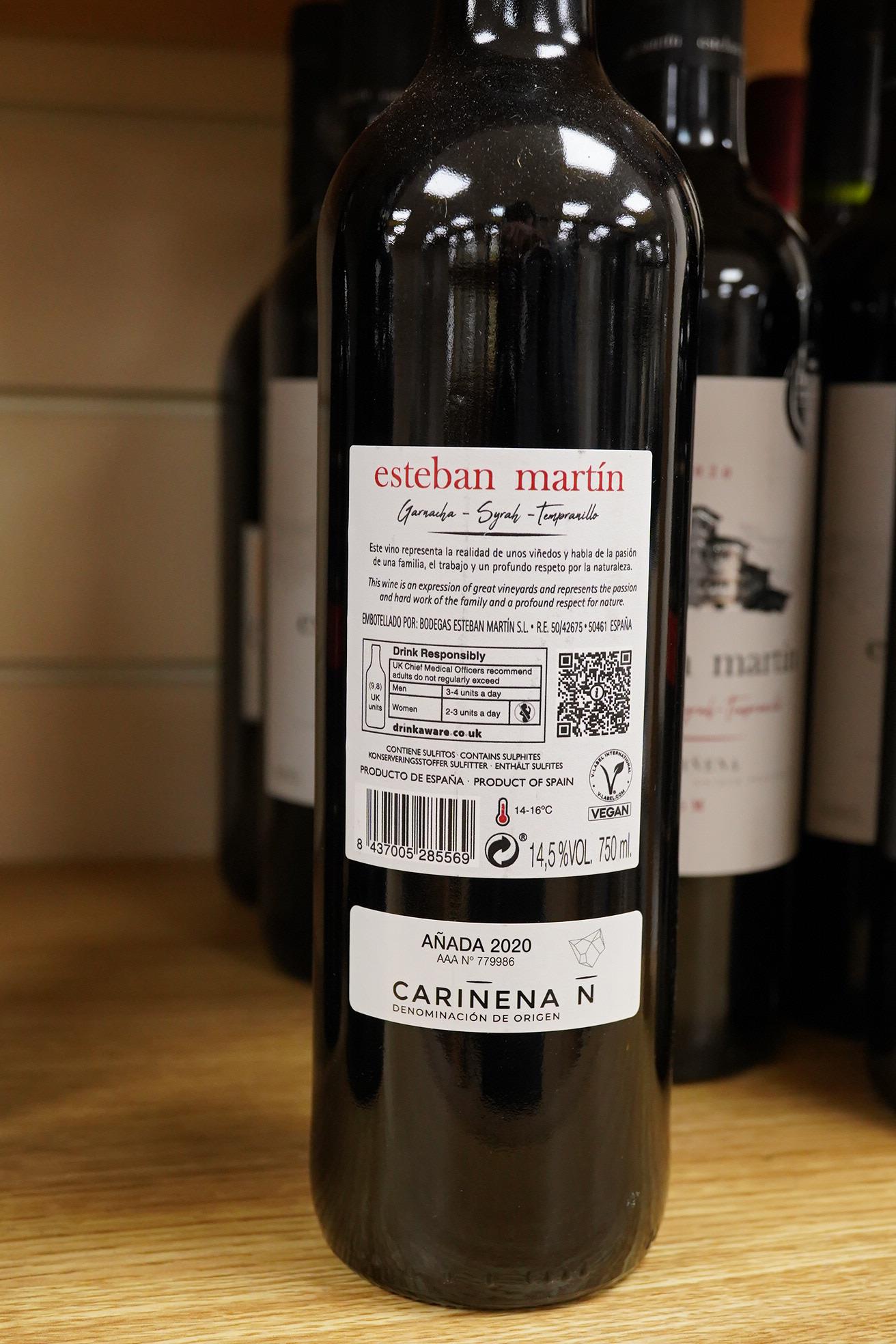 Twelve assorted Spanish wines including five Esteban Martin Carinena, 2020 and three El Bromberg, Carinena, 2002.